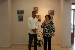 Ressam &Ouml;zelmas T&uuml;rkiye'deki ilk sergisini Bursa Nil&uuml;fer'de a&ccedil;tı
