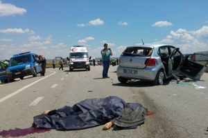 4 ayrı kazada 8 kişi yaşamını yitirdi!