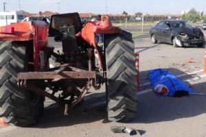 Aksaray'da zincirleme kaza: 1 kişi &ouml;ld&uuml;, 2 kişi yaralandı