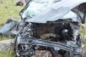 Diyarbakır'da feci kaza: 6 &ouml;l&uuml;, 4 yaralı