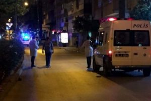 İzmir'de bombalar &uuml;st &uuml;ste patladı!