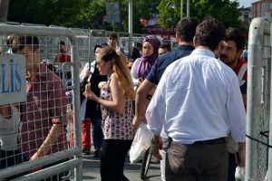 HDP mitingi &ouml;ncesi geniş g&uuml;venlik &ouml;nlemi