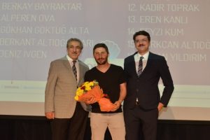 Sabri Sarıoğlu, katıldığı &ouml;d&uuml;l t&ouml;reninde soruları yanıtladı