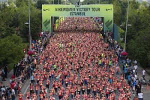 Binlerce kadın "Nıkewomen vıctory tour" ile koştu