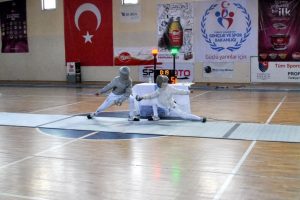 S&uuml;per Minikler ve Minikler Eker Cup Eskrim Şampiyonası Mudanya'da yapıldı