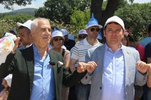 Bursa'da Kayapa  katı atık toplama ve yakma tesisine hunili protesto