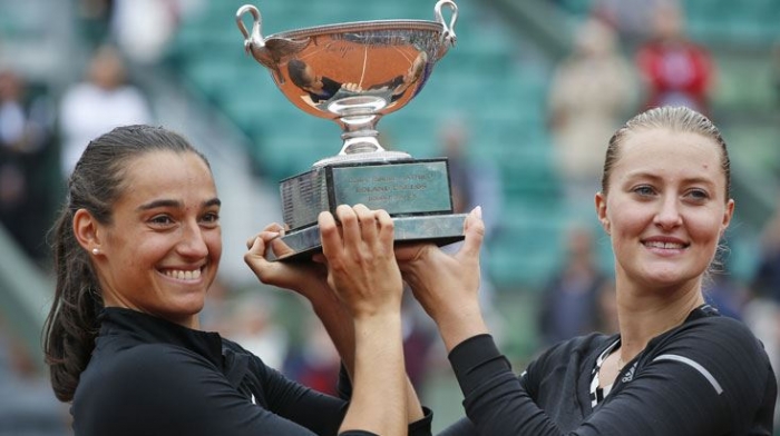 Roland Garros &ccedil;iftlerde şampiyon Garcia&Mladenovic!