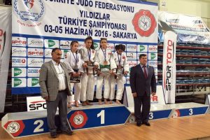 Trabzon Kadın Karate Takımı Avrupa 3.'s&uuml; oldu