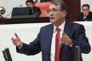 CHP Bursa Milletvekili İrgil, Vakıflar'ın depolarındaki eserleri sordu