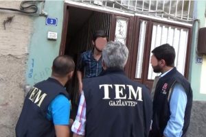 FET&Ouml;/PYD operasyonunda 4 g&ouml;zaltı