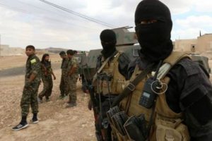 IŞİD miltanları Menbic'den ka&ccedil;ıyor iddiası
