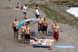 Ak&ccedil;akoca'nın en temiz plajına 9'uncu mavi bayrak