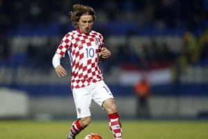 Hırvatistan'da Modric ve Corluka belirsizliği