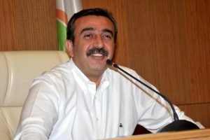 Adanalı milli tenis&ccedil;ilerin ismi spor kompleksine verildi