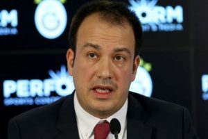 Fatih İşbecer, bazı idarecileri "Bizans oyunu" ve "entrika" yapmakla su&ccedil;ladı