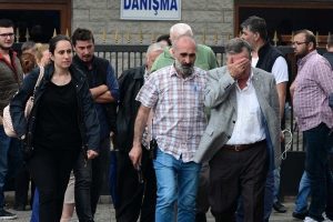 Şehit polislerin yakınları g&ouml;zyaşlarına boğuldu