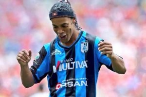 Antalyaspor'un Ronaldinho aşkı yeniden alevlendi!