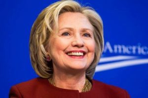 ABD tarihinde bir ilk: Hillary Clinton resmen başkan adayı