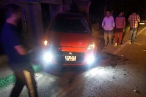 Bursa'da feci kaza: Yol kenarında y&uuml;r&uuml;yen yayaları ezdi