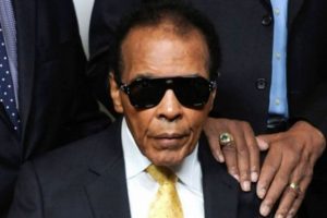 İngilizler Muhammed Ali'ye b&uuml;y&uuml;k ayıp etti!