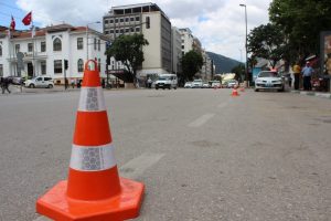 Bursa Valiliği &ouml;n&uuml;nde g&uuml;venlik artırıldı