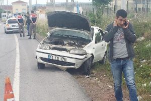 Takla atan otomobilden kurtuldu, telefonla kazayı bildirdi