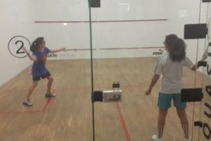 Bozbey'den başarılı squash sporcularına &ouml;d&uuml;l
