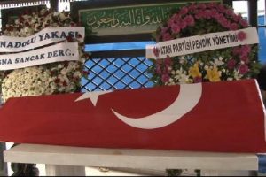 Vezneciler'deki palamada &ouml;len Ahmet Bayraktar toprağa verildi