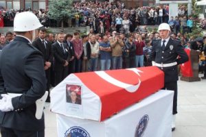Şehit Polis Duha Beker son yolculuğuna uğurlandı