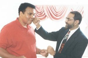 Arkadaşı Muhammed Ali'nin en &ccedil;ok korktuğu şeyi a&ccedil;ıkladı