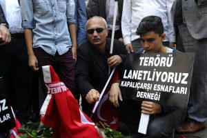 İstanbul Fatih'te ter&ouml;re lanet y&uuml;r&uuml;y&uuml;ş&uuml;