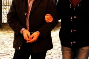 Kılı&ccedil;daroğlu'na mermi kovanı attığı iddia edilen 4 şahıs g&ouml;zaltında