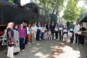 Bursa'da anne babalara &ccedil;ocuk gelişimi eğitimi verildi