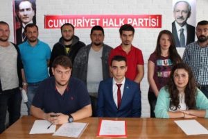Sivas'ta CHP'li gen&ccedil;lerden ter&ouml;re tepki