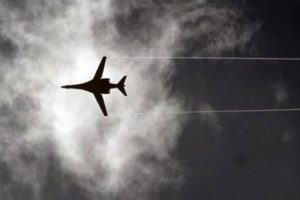 ABD'de iki savaş u&ccedil;ağı havada &ccedil;arpıştı