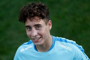 Bir d&ouml;nem yetimhanede kalan Emre Mor, Dortmund'un kapılarını a&ccedil;tı...