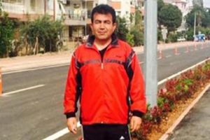 Kamyonetle yolunu kesti, pompalı t&uuml;fekle &ouml;ld&uuml;rd&uuml;