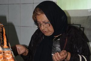 &Ccedil;ocuklarını tedavi ettiren Muhammed Ali i&ccedil;in ağlıyor