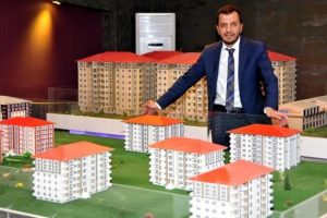 Maket &uuml;zerinden ev satan işadamına istenen ceza 2 bin 100 yıla &ccedil;ıktı