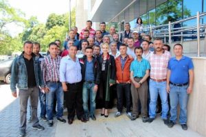 Kadro i&ccedil;in eylem yaparken işten atılan iş&ccedil;iler, 'işe iade' davasını kazandı