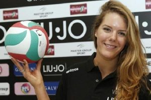 Bursa B&uuml;y&uuml;kşehir Belediyespor Macar Horvath'la s&ouml;zleşme imzaladı