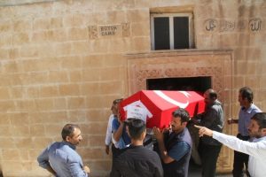 Ter&ouml;r kurbanı yaşlı &ccedil;ift son yolculuğuna uğurlandı