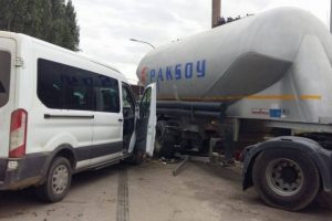 K&uuml;tahya'da trafik kazası: 9 yaralı