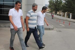 Adıyaman'da ka&ccedil;ak sigaraya 2 tutuklama