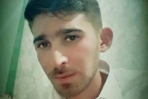 Motosikletle teraviye giden kuzenler kaza yaptı: 1 &ouml;l&uuml;, 1 yaralı