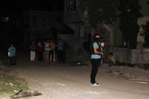 PKK sempatizanları 2 sokağa ses bombası attı