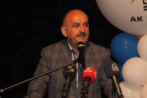M&uuml;ezzinoğlu'ndan Kızılay mesajı