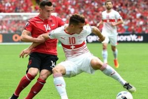 Xhaka kardeşler, EURO 2016'da karşı karşıya geldi!