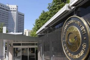 Dışişlerinde b&uuml;y&uuml;k değişikler! B&uuml;y&uuml;kel&ccedil;iler kararnamesi belli oldu