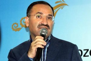 Bozdağ dokunulmazlıklar i&ccedil;in tarih verdi